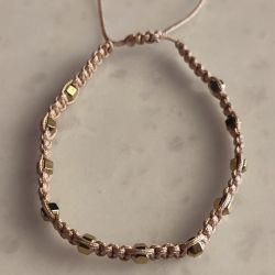 https://rosart.gr/product/macrame-bracelet/