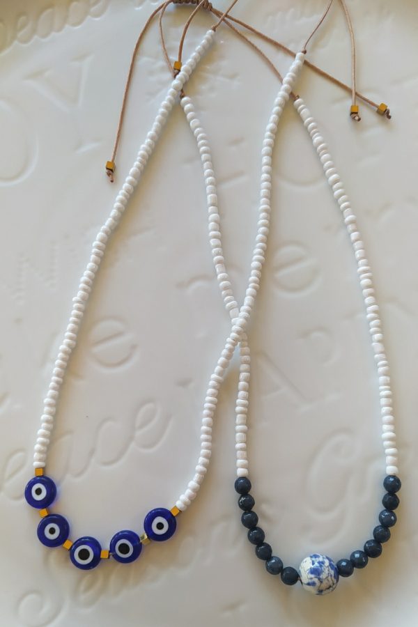 White beads a - Image 2