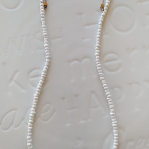 White beads e