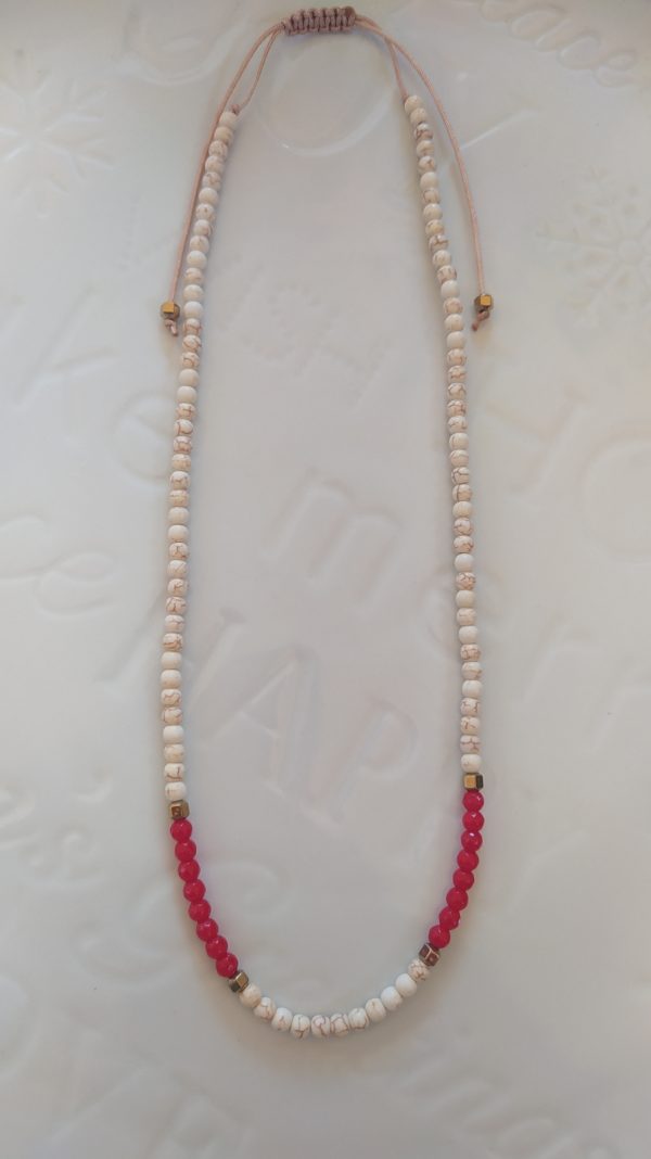 White howlite