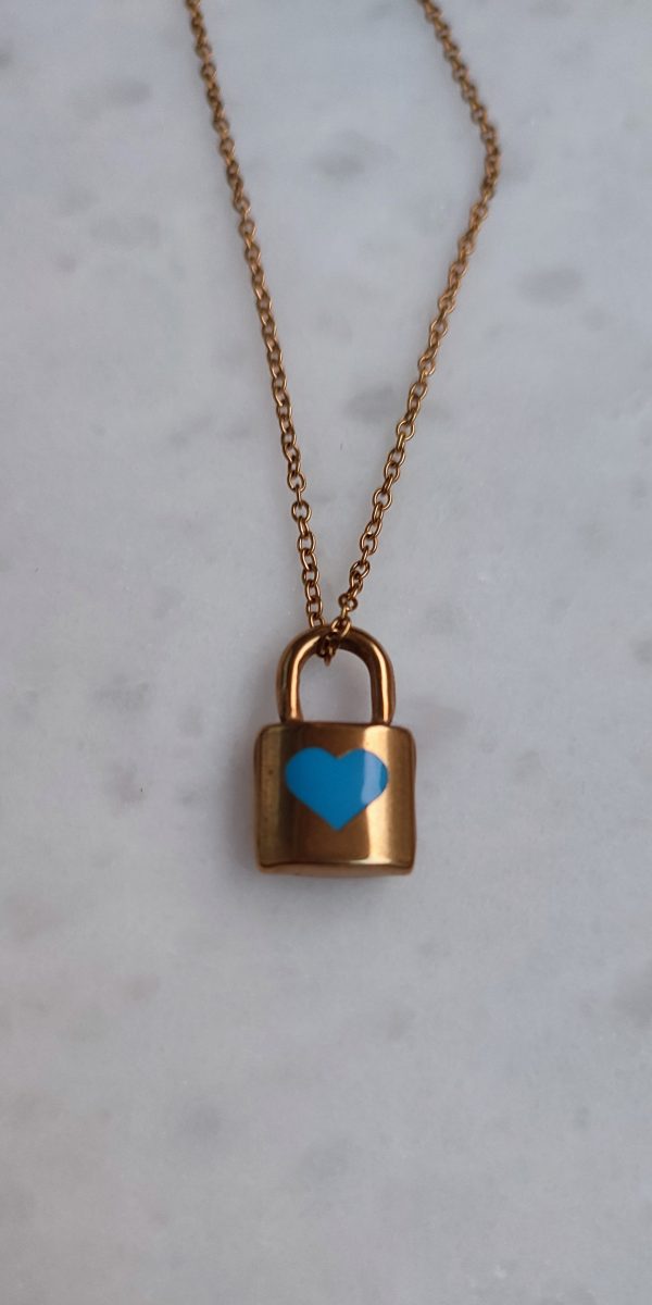 Heart s necklace