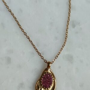 Strass p necklace