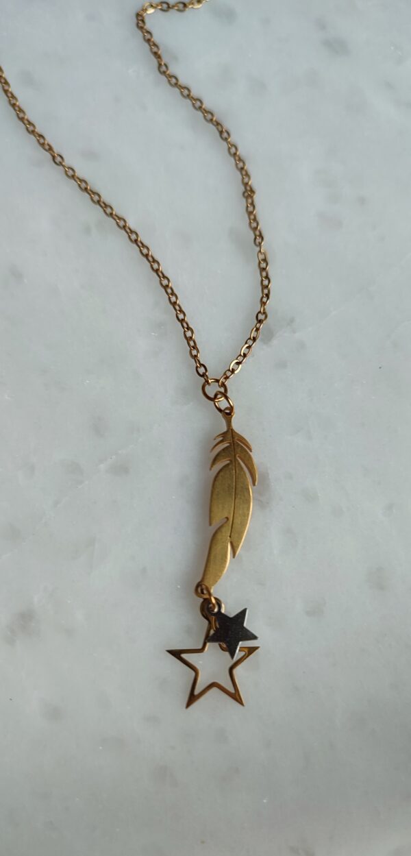 Feather necklace