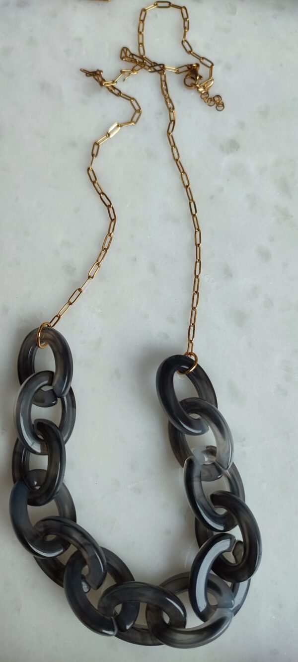 Grey chain necklace