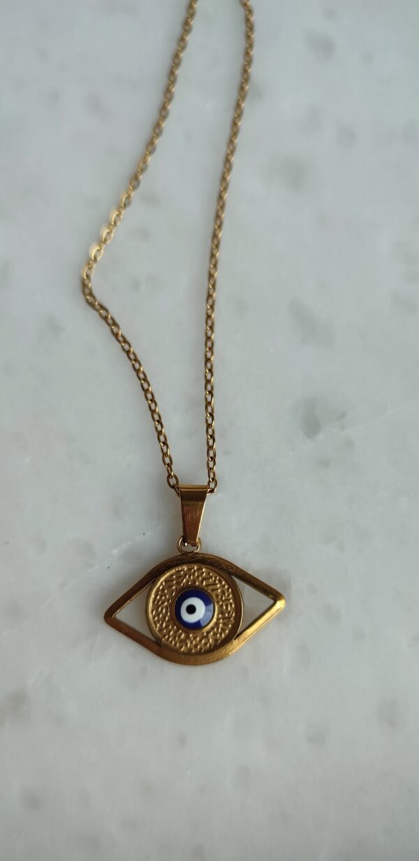 Eye ss necklace