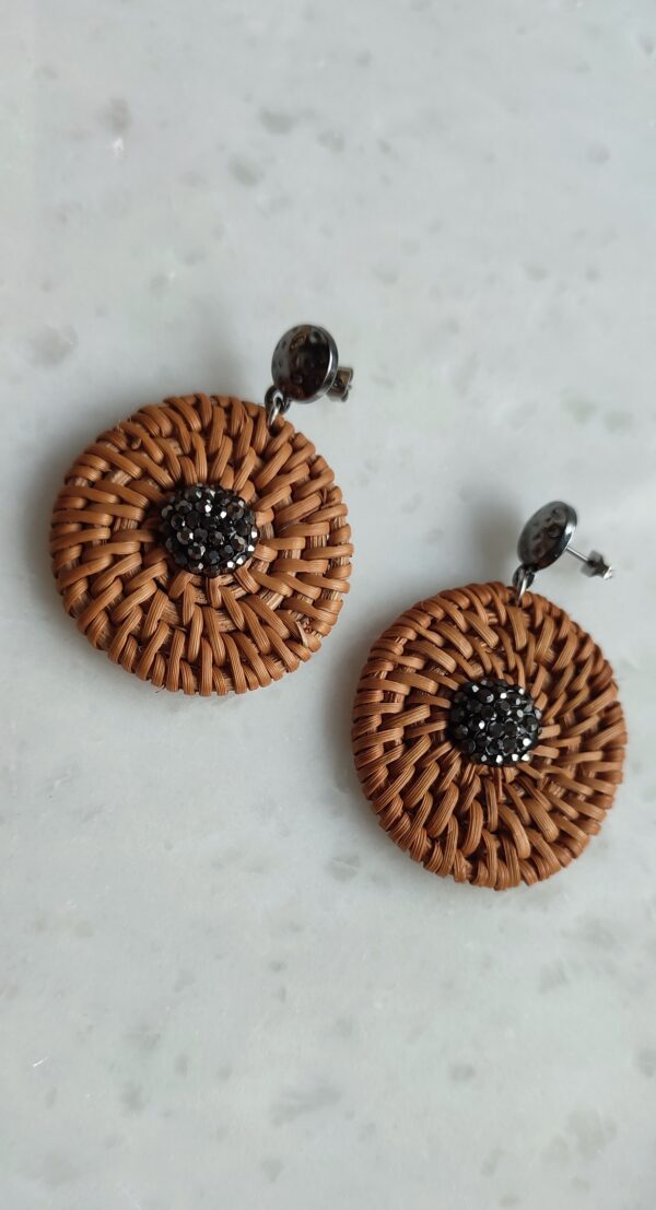 Rattan earrings 1