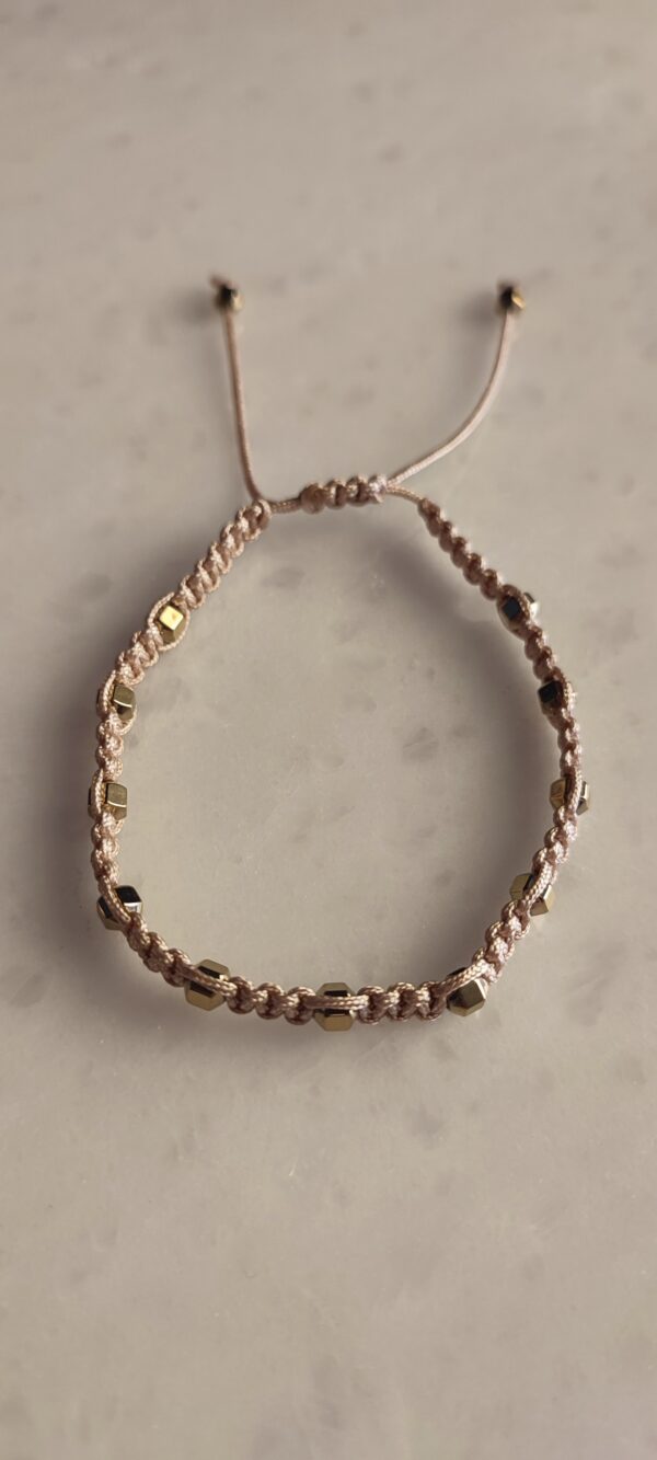 Macrame bracelet
