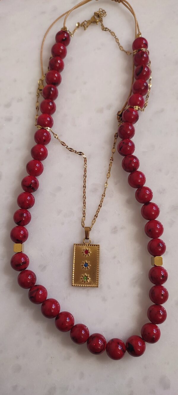 Red nephrite - Image 2